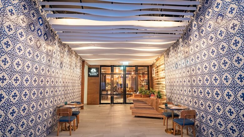 Hotel Indigo Phuket Patong