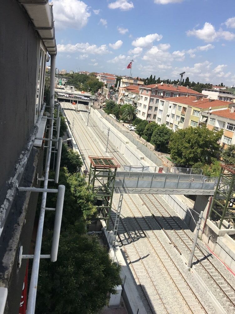 Hotel Guven Suit Otel