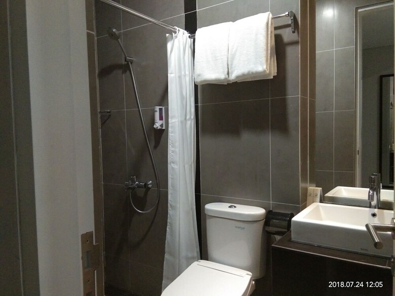 Emerald Hotel