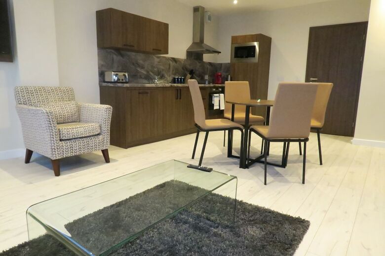 Quay Apartments Clarence House