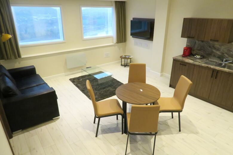 Quay Apartments Clarence House