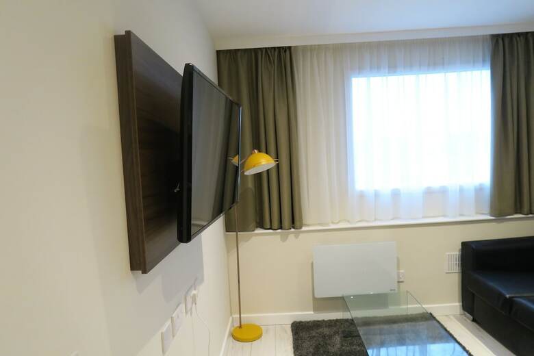 Quay Apartments Clarence House
