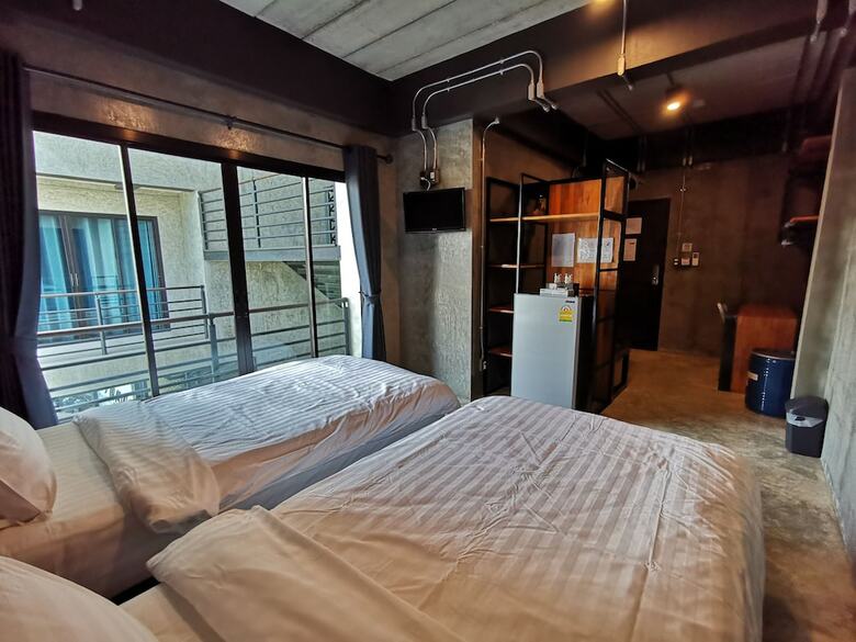 Hotel Norn Nee Nor Hostel&cafe