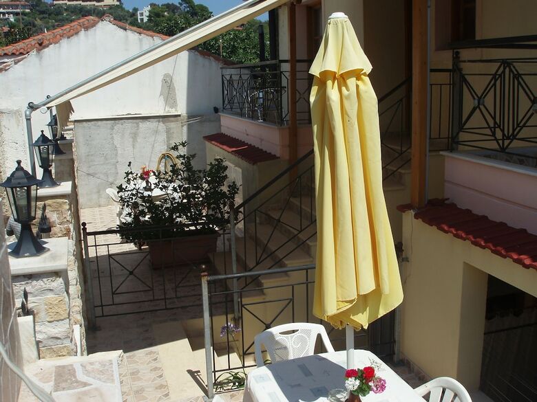 Apartamentos Hellen Studios
