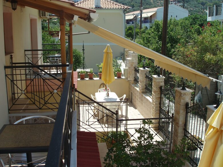Apartamentos Hellen Studios