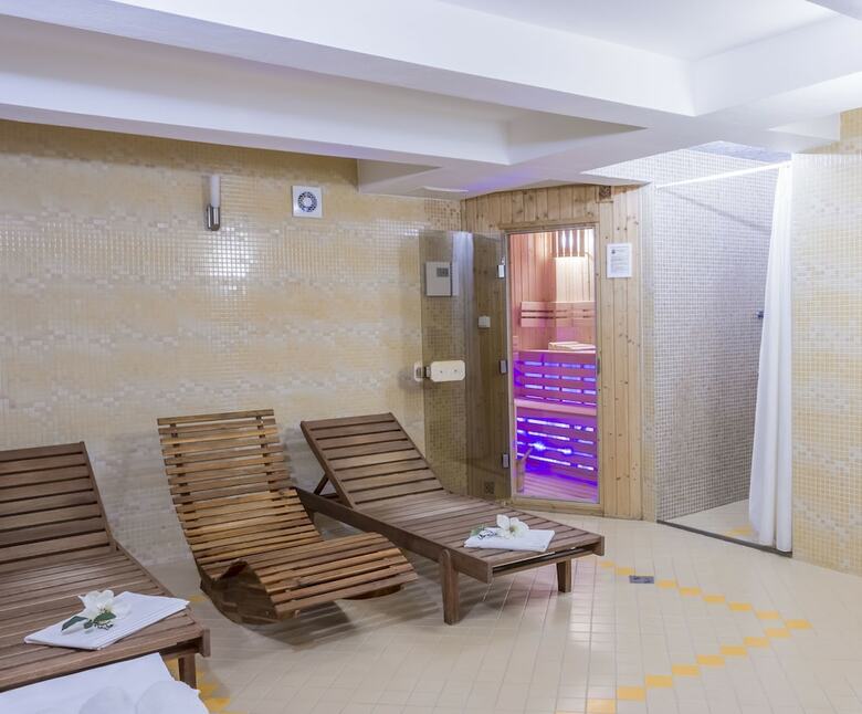 Hotel Penzi�n Hradbov�