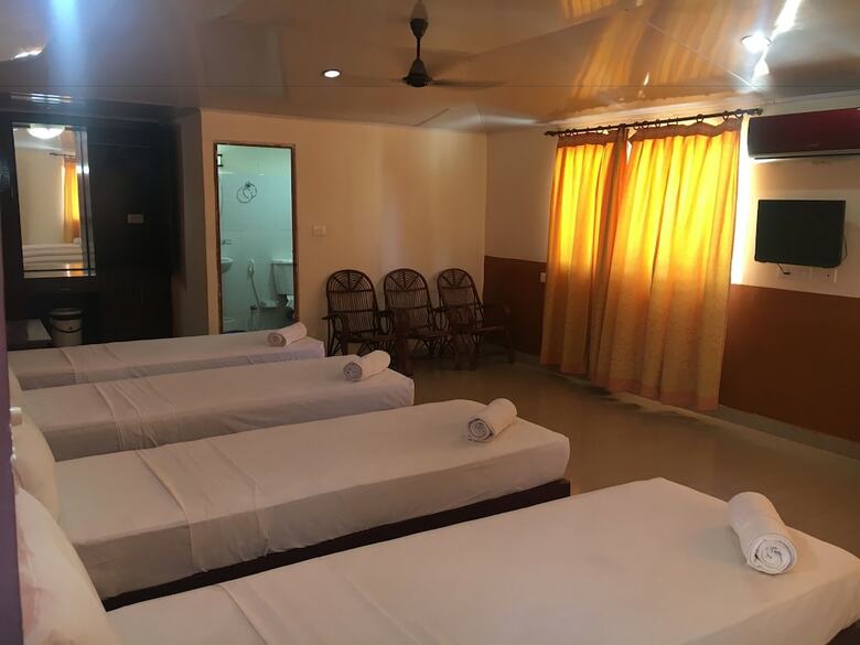 New Kovalam Beach Hotel