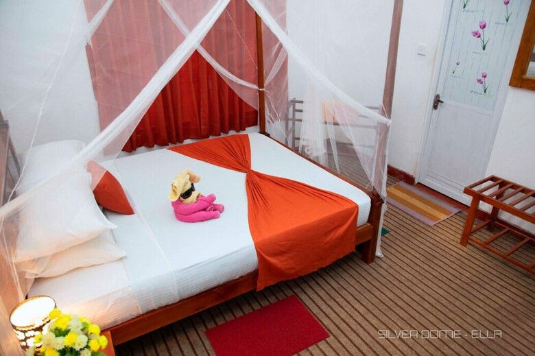 Hotel Silver Dome
