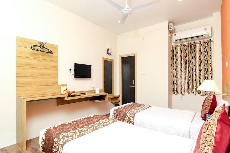 Hotel Balaji International
