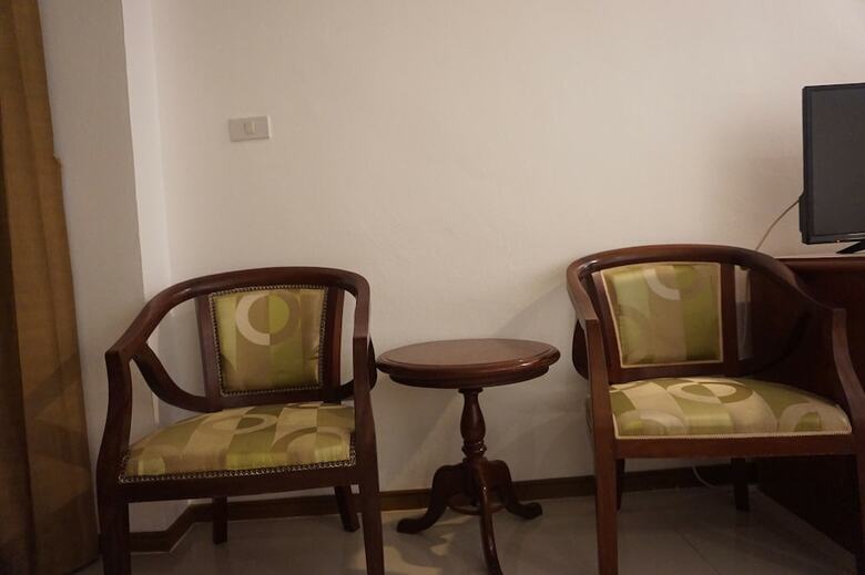 Green World Palace Hotel