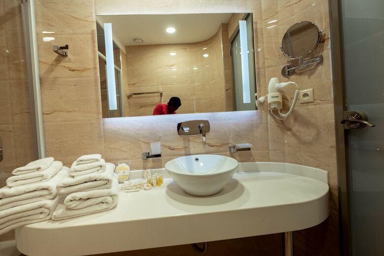 Dilimah Premium Luxury Hotel