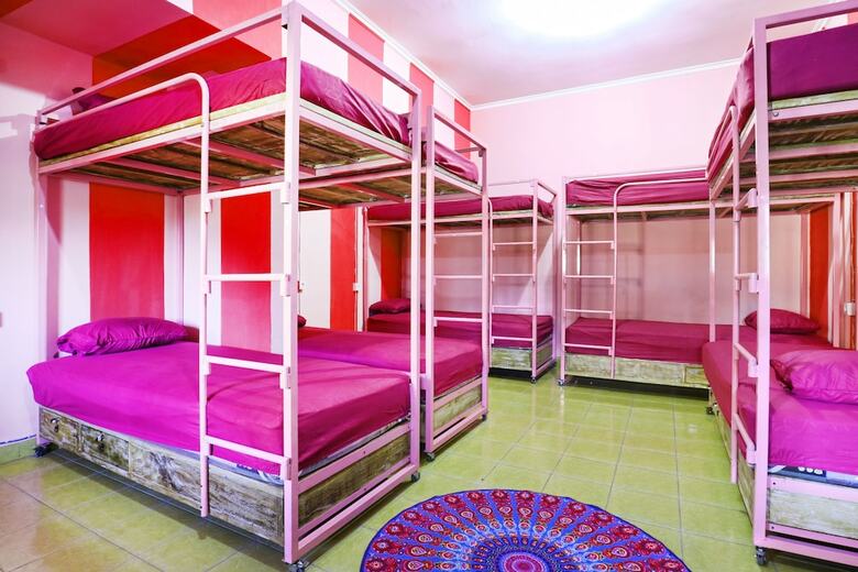 Hostal Balini 9 Hostel