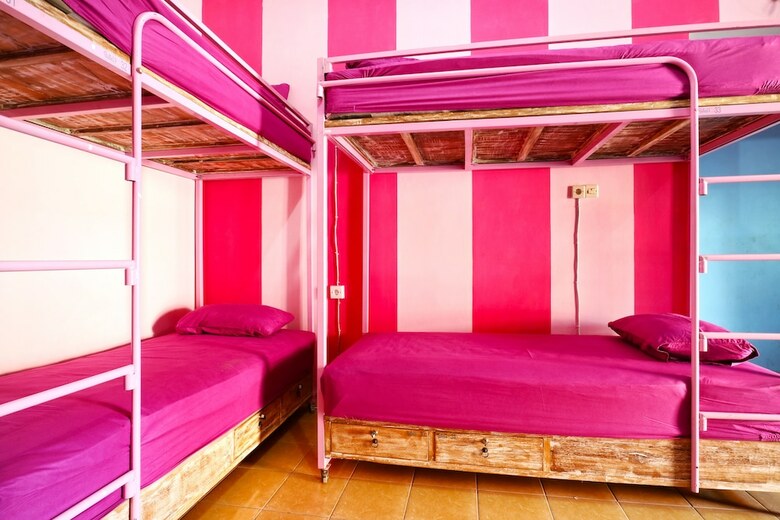 Hostal Balini 9 Hostel
