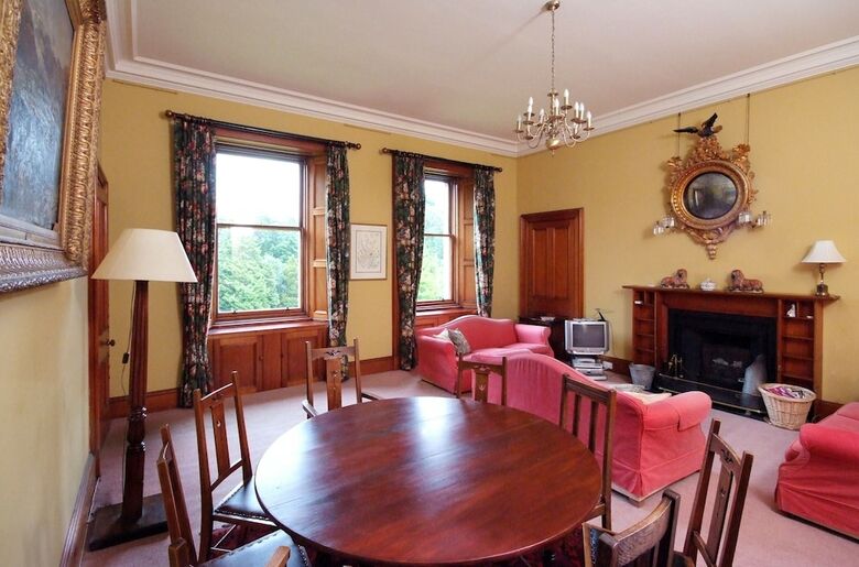 Apartamentos Cambo House And Estate Self-catering