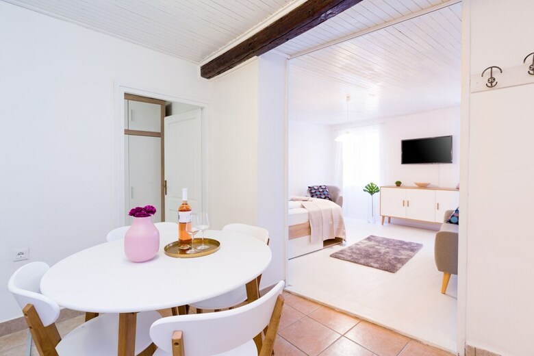 Old Town Rovinj Apartments By Irundo