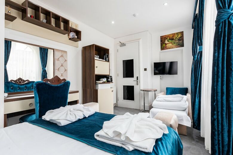 Vilenza Hotel