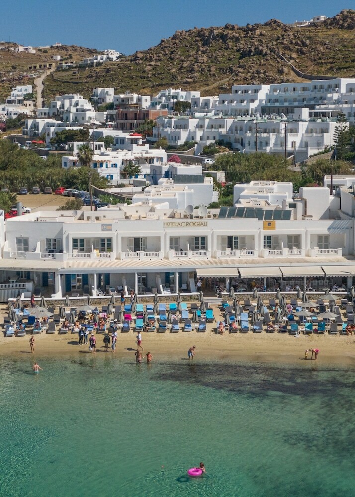 Acrogiali Beach Hotel