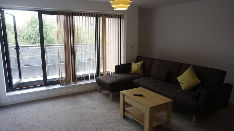 Jaylets Premier Apartments, Leicester.