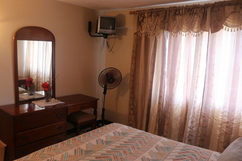 Apartamentos Oyster Shell Beach Suite - Turtle Towers