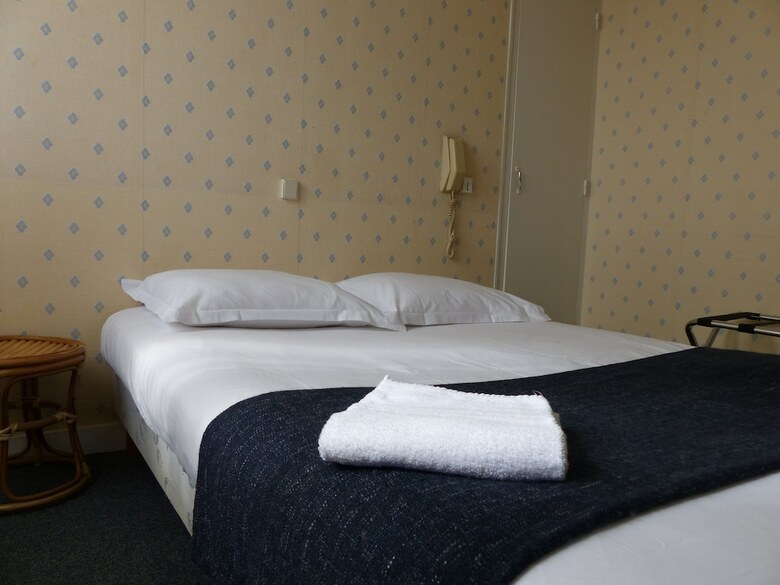 Hotel H�tel La Belle Etoile