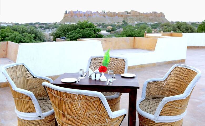 Hotel Golden Haveli