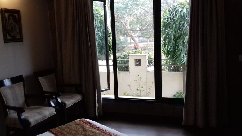 Hotel Enkay Residency M Block