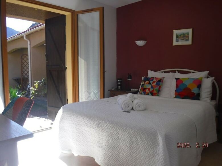 Bed & Breakfast Domaine de Beau Vallon Chambres D'h�tes