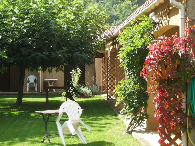 Bed & Breakfast Domaine de Beau Vallon Chambres D'h�tes