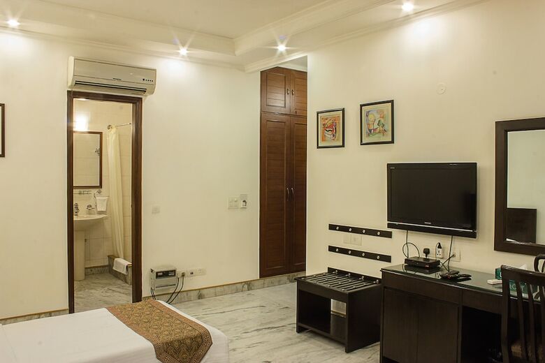 Hotel Enkay Residency Jcm