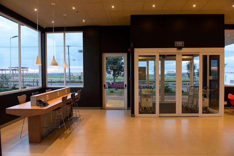 Hotel Ibis Tatu�