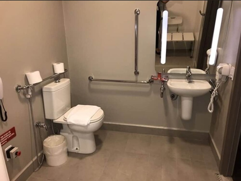Hotel Ibis Tatu�