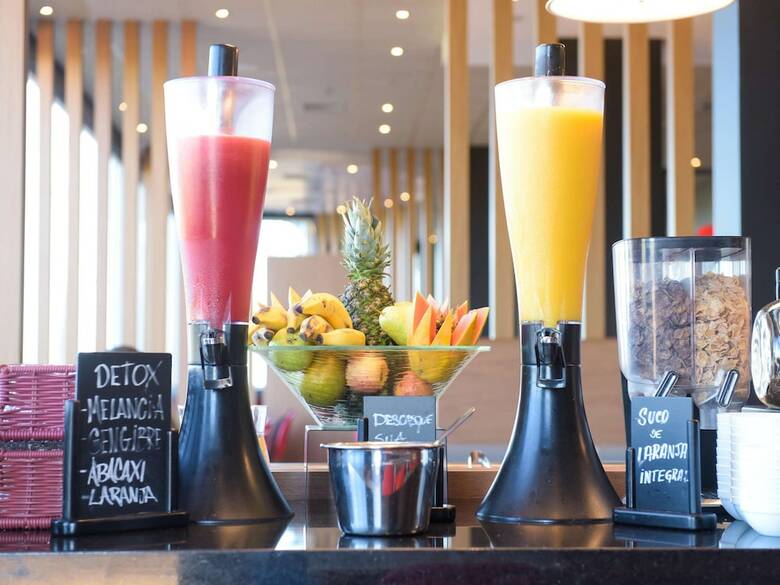Hotel Ibis Tatu�