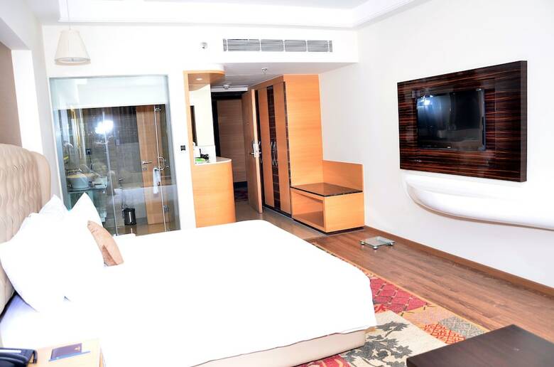 Golden Galaxy Hotels & Resorts