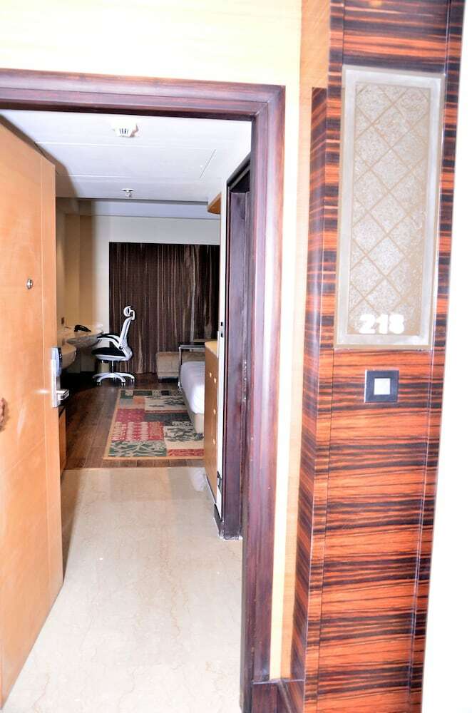 Golden Galaxy Hotels & Resorts