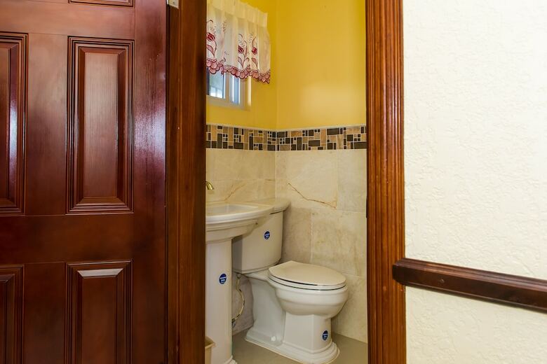 Apartamentos Kingston Luxury Family Retreat