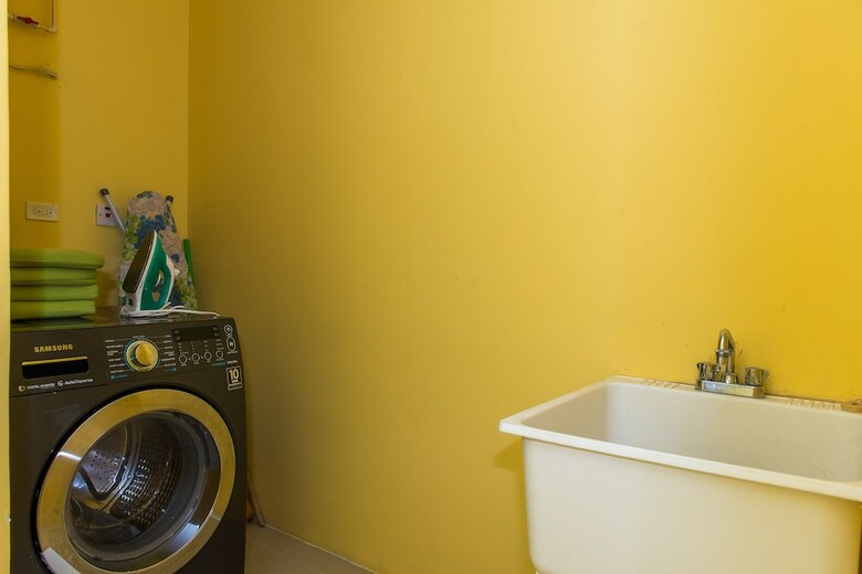Apartamentos Kingston Luxury Family Retreat
