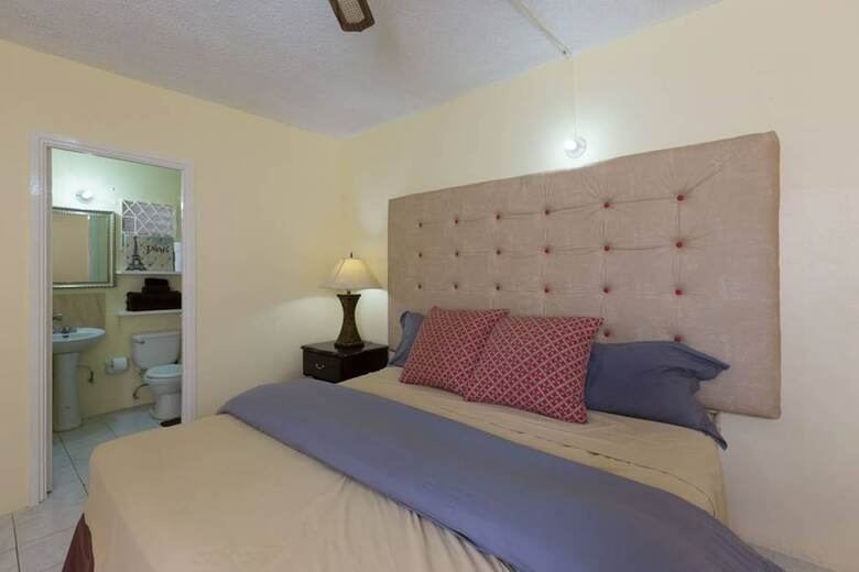Apartamentos Kgn Most Centrally Located One Bdrm II