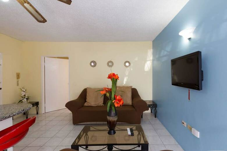Apartamentos Kgn Most Centrally Located One Bdrm II