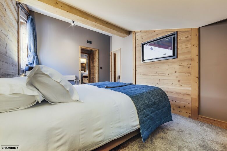 Hotel Avancher Lodge