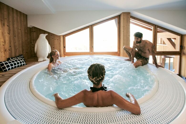 Hotel Avancher Lodge