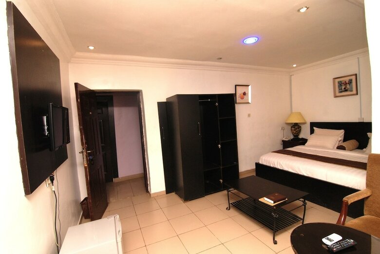 Agc Hotel