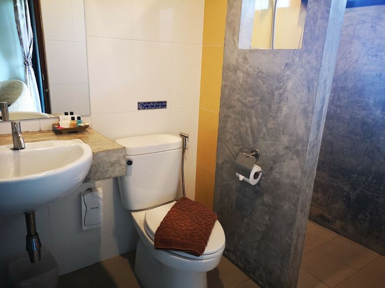 Hotel Baan Issara Korat
