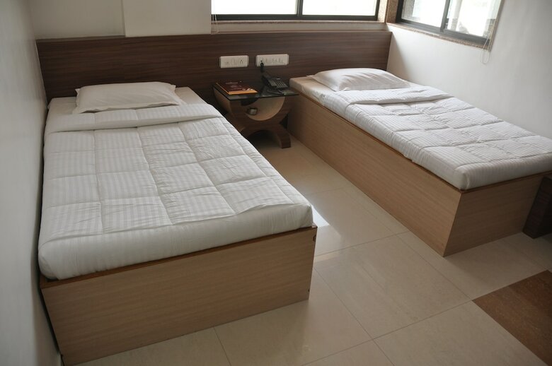 Silver Sand Hotel