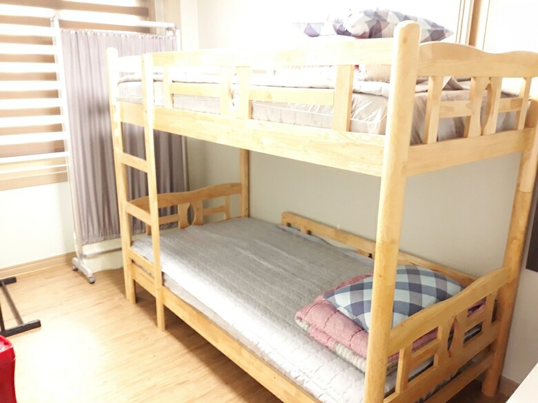 Hostal Work Life Balance Guesthouse Busan Station - Hostel