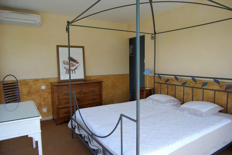 Villa Alamp