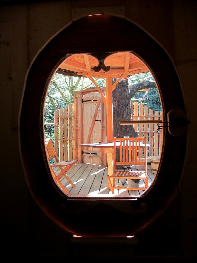 Cabanes Du Bois Clair