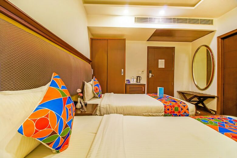 Fabhotel Kian