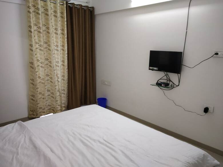 Hotel Lavish World