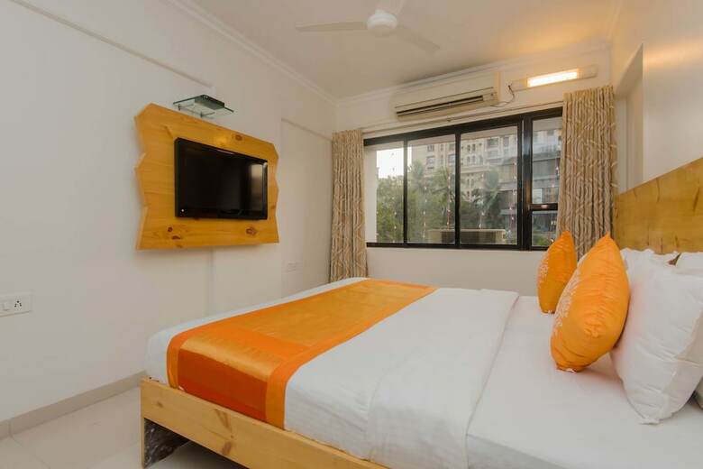 Hotel Mina International