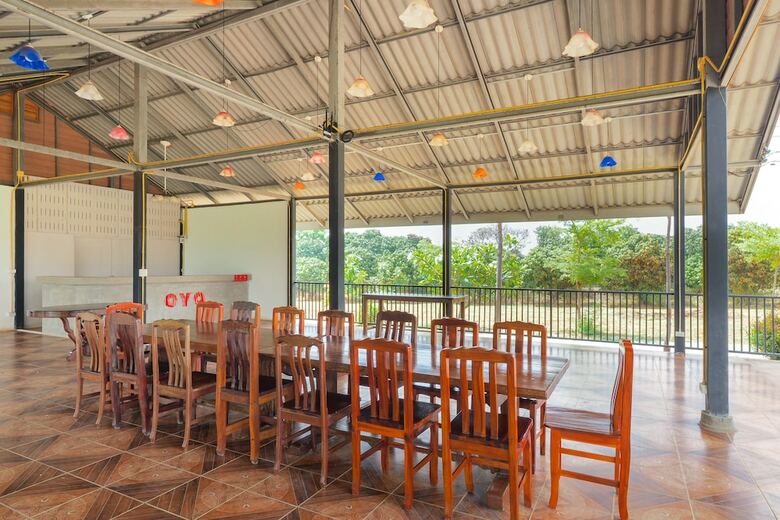 Hotel Oyo 748 Pada Homestay
